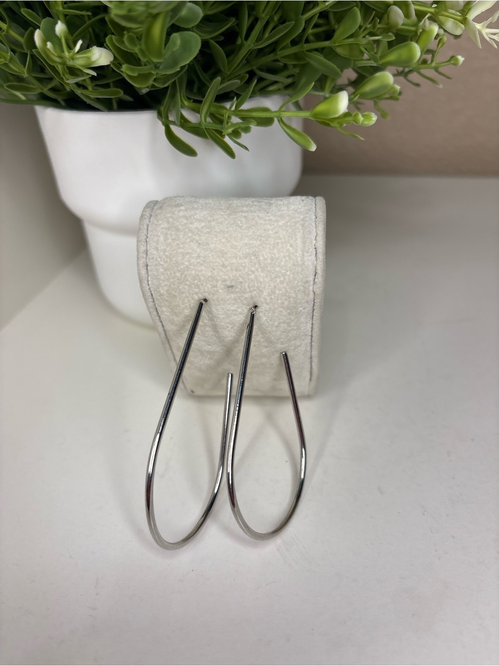Silver Open Teardrop Hoop Earrings – Minimalist Modern Wire Dangle Earrings